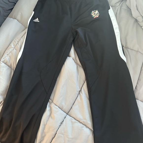 Fighting Sioux Adidas Unisex Black and White Sports Pants - Picture 1 of 4
